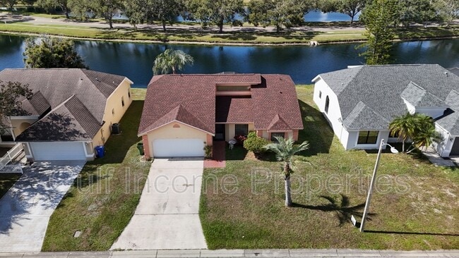 704 49th St E in Bradenton, FL - Building Photo - Building Photo