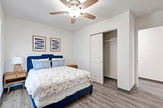501 Jasmine Villas in McAllen, TX - Building Photo - Building Photo