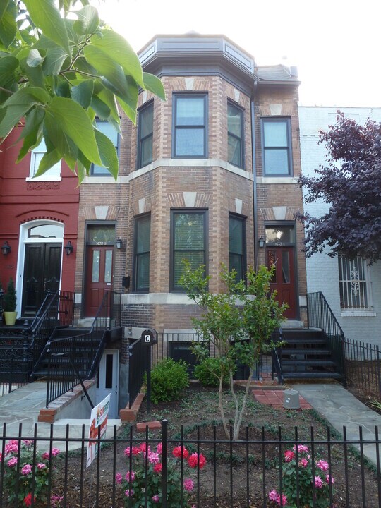 1633 13th St NW in Washington, DC - Building Photo