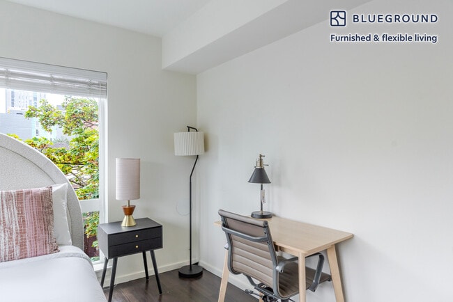 5001 Brooklyn Ave NE in Seattle, WA - Building Photo - Building Photo