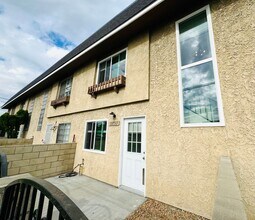 13753 Los Angeles St in Baldwin Park, CA - Building Photo - Building Photo