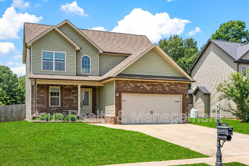 112 Sycamore Hill Dr in Clarksville, TN - Building Photo