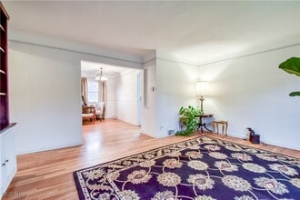 5134 Harmony Ln in Willoughby, OH - Building Photo - Building Photo