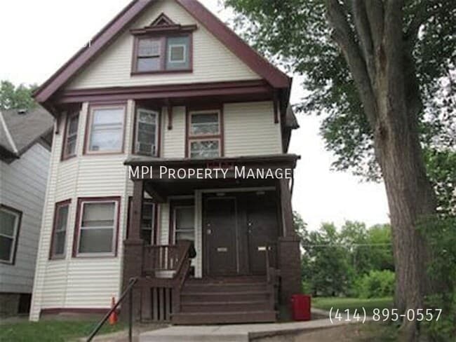 property at 2030 N 38th St