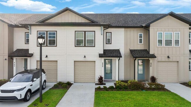 property at 840 Longboat Dr