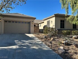 2685 La Boutique St in Henderson, NV - Building Photo