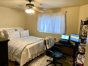 3450 W Chevaux Dr in Fayetteville, AR - Building Photo - Building Photo