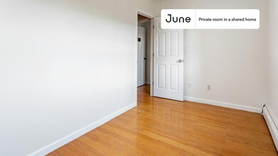 Private bedroom in 4 bed/2 bath Home in Brooklyn, NY - Building Photo - Building Photo