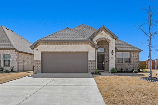 117 Deacon Dr in Red Oak, TX - Building Photo