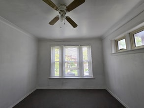 5478 Queens Ave in St. Louis, MO - Building Photo - Building Photo