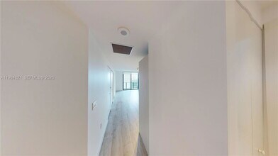 55 SW 9th Ave in Miami, FL - Building Photo - Building Photo