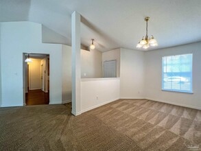 1297 Middlebrook Dr in Pensacola, FL - Building Photo - Building Photo