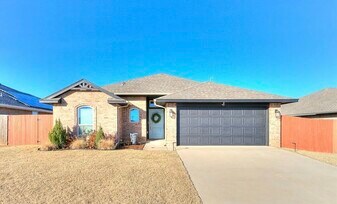 10505 Turtle Back Dr in Midwest City, OK - Building Photo