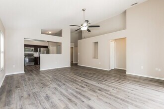 29006 Old Marsh End in Zephyrhills, FL - Building Photo - Building Photo