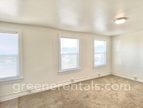720 Adams St SE-Unit -Unit 10 in Olympia, WA - Building Photo - Building Photo