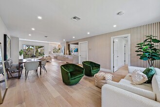 310 Edmor Rd in West Palm Beach, FL - Building Photo - Building Photo