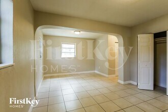 3010 NW 172nd Terrace in Miami Gardens, FL - Building Photo - Building Photo