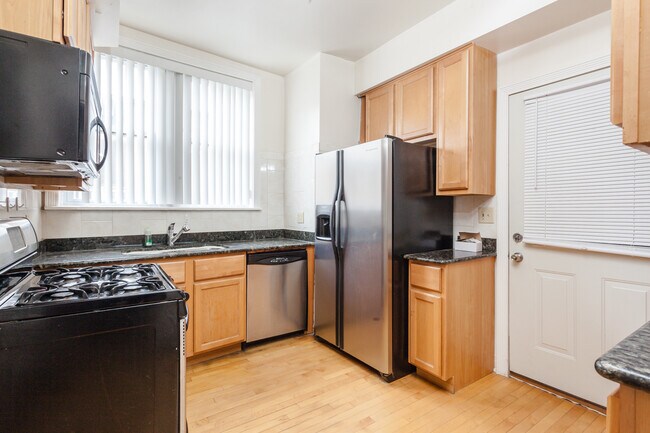 829 Case St, Unit 3S in Evanston, IL - Building Photo - Building Photo