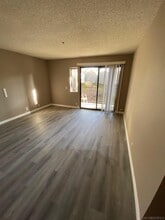 5995 Dandridge Ln in San Diego, CA - Building Photo - Building Photo