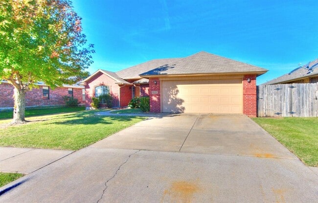 15113 Stone Meadows Dr in Oklahoma City, OK - Building Photo - Building Photo