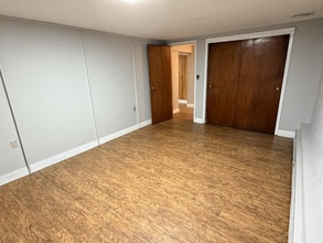 349 Old Hauppauge Rd in Smithtown, NY - Building Photo - Building Photo