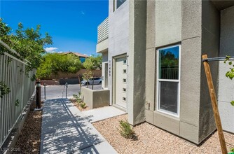 11493 Vibrant Hts Dr in Las Vegas, NV - Building Photo - Building Photo