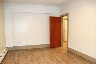 6 Waumbeck St in Boston, MA - Building Photo - Building Photo
