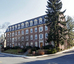 Standish Cabot Apartments