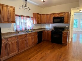 1650 N Keeler Ave, Unit 1650-2 in Chicago, IL - Building Photo