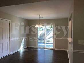 315 Hamlet Rd in Summerville, SC - Foto de edificio - Building Photo