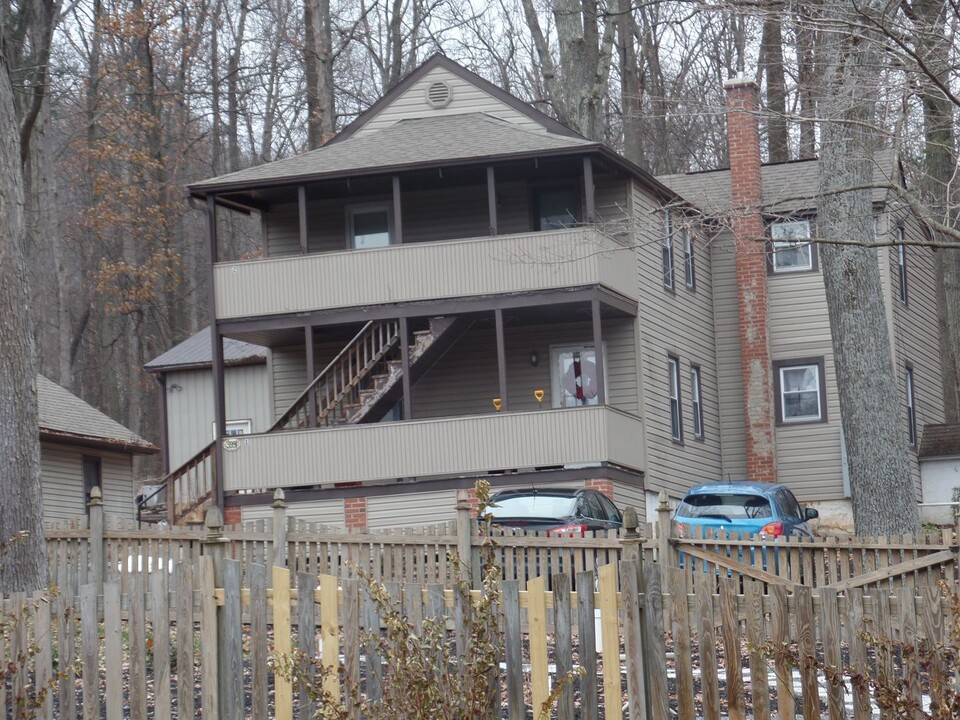 3991-3995 N Atherton St in Port Matilda, PA - Building Photo
