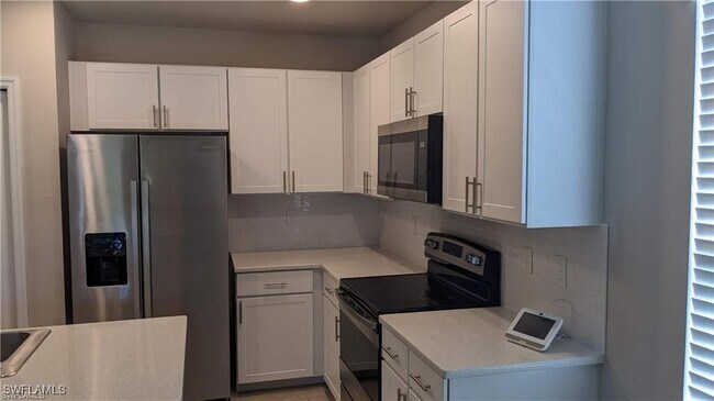 15339 Wildflower Cir in Naples, FL - Building Photo - Building Photo