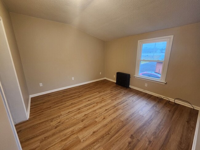 651 Lincoln Way W in Chambersburg, PA - Building Photo - Building Photo