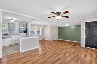613 Elm St in Jacksonville, NC - Building Photo - Building Photo