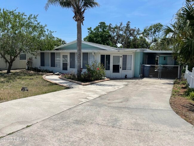 property at 66 River Dr