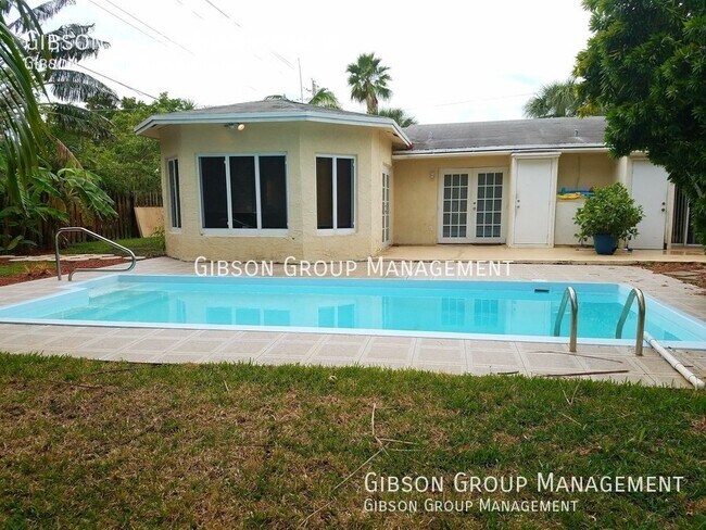 4500 NE 15th Ave in Oakland Park, FL - Building Photo - Building Photo