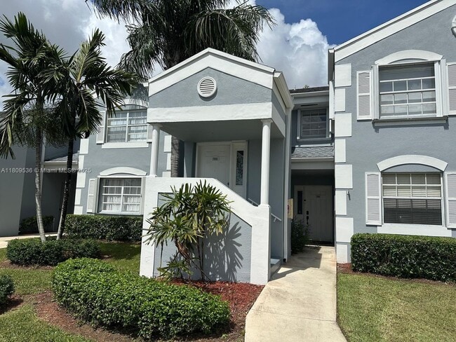 property at 2006 SE 27th Dr