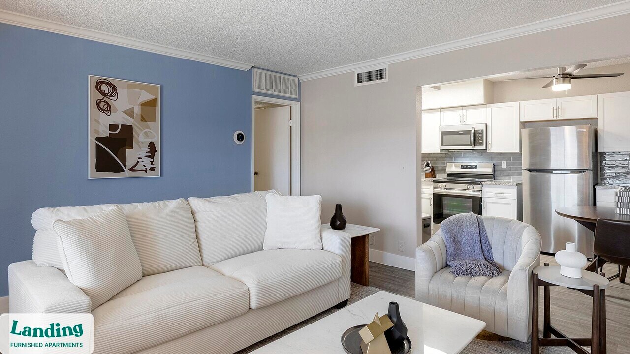 2301 S Valley View Blvd in Las Vegas, NV - Foto de edificio