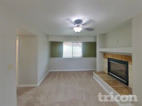 617 Rye Ridge Rd in Fountain, CO - Foto de edificio - Building Photo