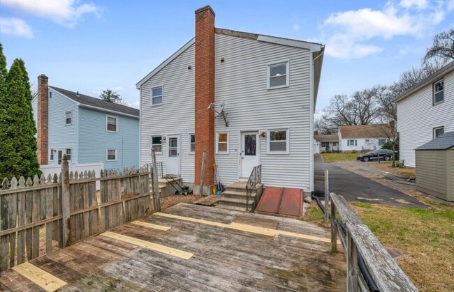 18 Chalmers St, Unit 18 in Manchester, CT - Building Photo - Building Photo