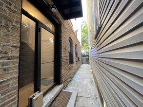 1452 N Greenview Ave in Chicago, IL - Building Photo - Building Photo