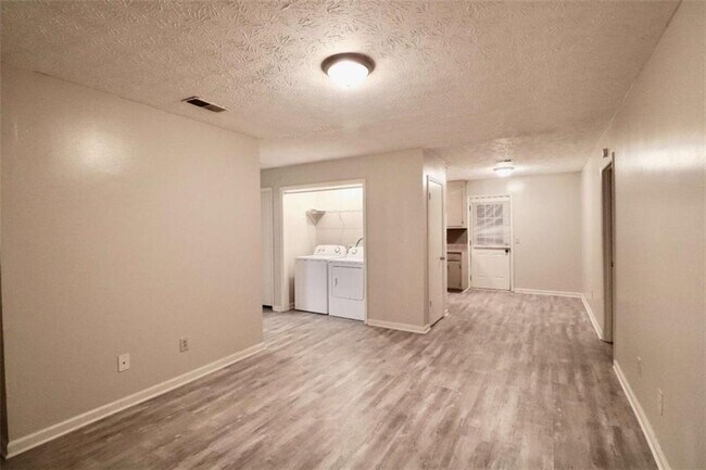 1013 New Lacy St in Monroe, GA - Building Photo - Building Photo