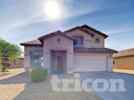 6341 W Watkins St in Phoenix, AZ - Building Photo