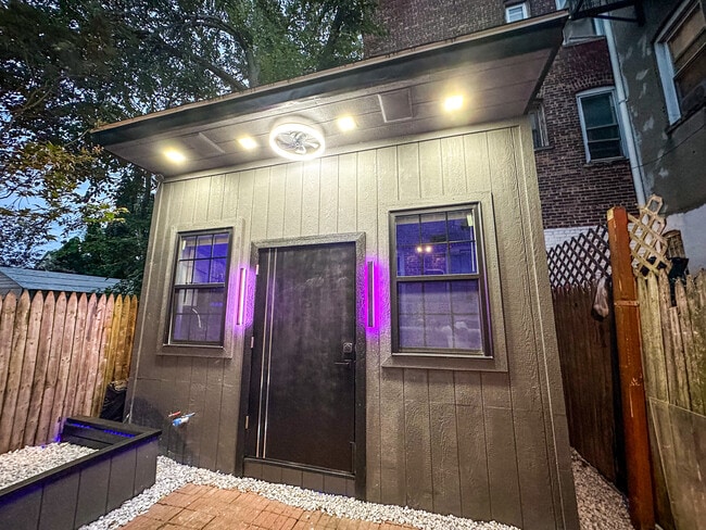 196 Danforth Ave, Unit Tiny Home