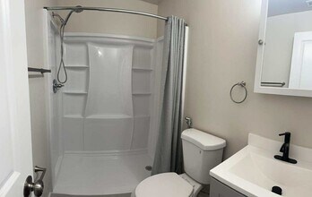 4760 Voltaire St in San Diego, CA - Building Photo - Building Photo