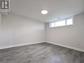 28 Benfer Rd in Richmond Hill, ON - Building Photo - Building Photo