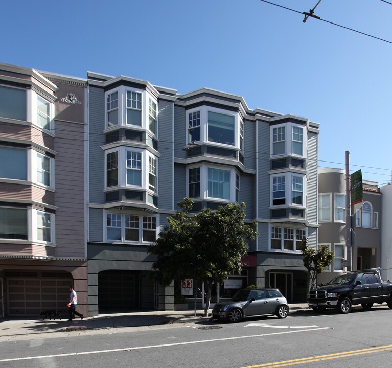 1572 Union St in San Francisco, CA - Building Photo