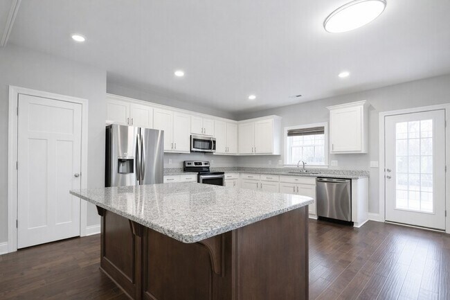 122 Fargo Dr in Meridianville, AL - Building Photo - Building Photo