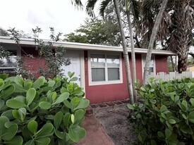 7160 Southgate Blvd in Tamarac, FL - Building Photo