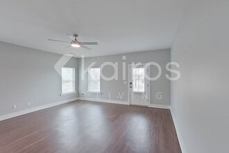 295 Elm Way, Unit 727 in Lincoln, AL - Foto de edificio - Building Photo